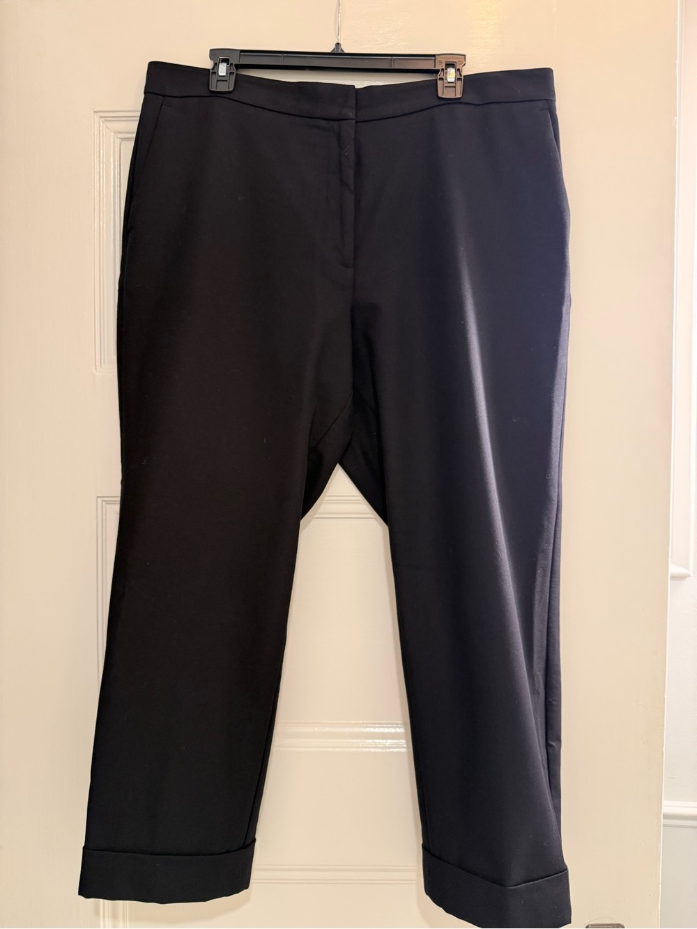 Ann Taylor High Rise Straight Leg Ankle Length Black Pants - 16 Curvy